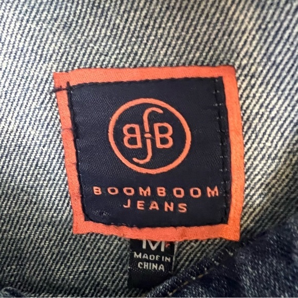 BBJ Women’s Distressed Denim Jean Jacket Size M 100% Cotton Blue Was Long Sleeve - Picture 5 of 15